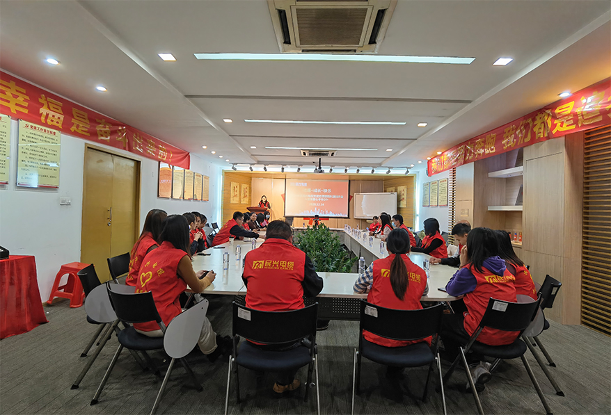 MK体育
2020年度志愿者培训大会&冬季爱心DIY手作活动圆满收官