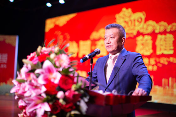 东莞“优秀中国特色社会主义事业建设者”，MK体育
董事长吴惠明上榜！