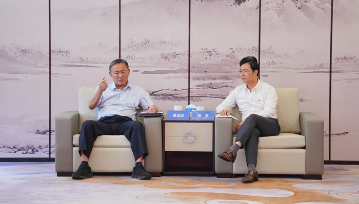 樟木头镇党委书记黄淦洪一行莅临MK体育
调研指导